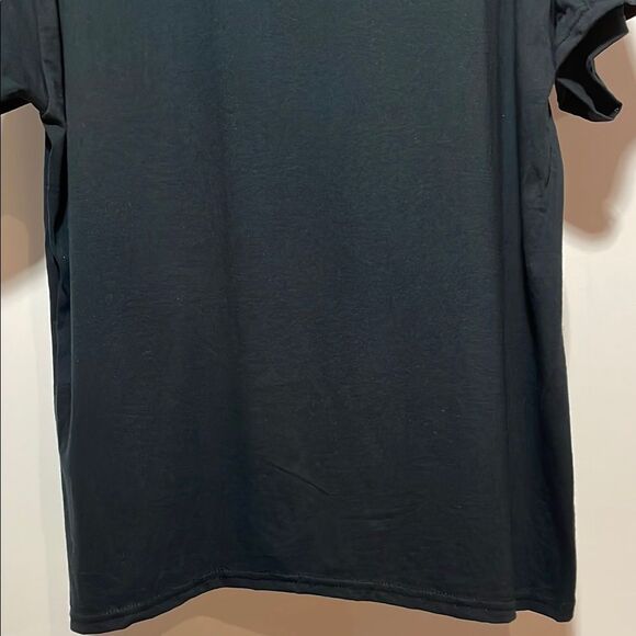 Gildan Black Short Sleeve Tee - Picture 7 of 7